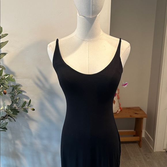 SKIMS Smooth Layers Skimpy Scoop Neck Dress in Obsidian New! - Picture 7 of 11